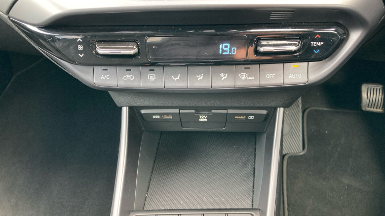 Hyundai i20 1.0T GDi 48V MHD Premium 5dr DCT Petrol Hatchback